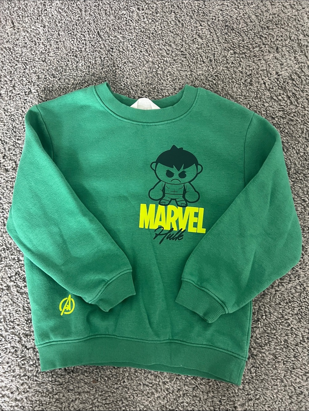 Marvel Green Hulk Crewneck Sweatshirt with Yellow Logo
